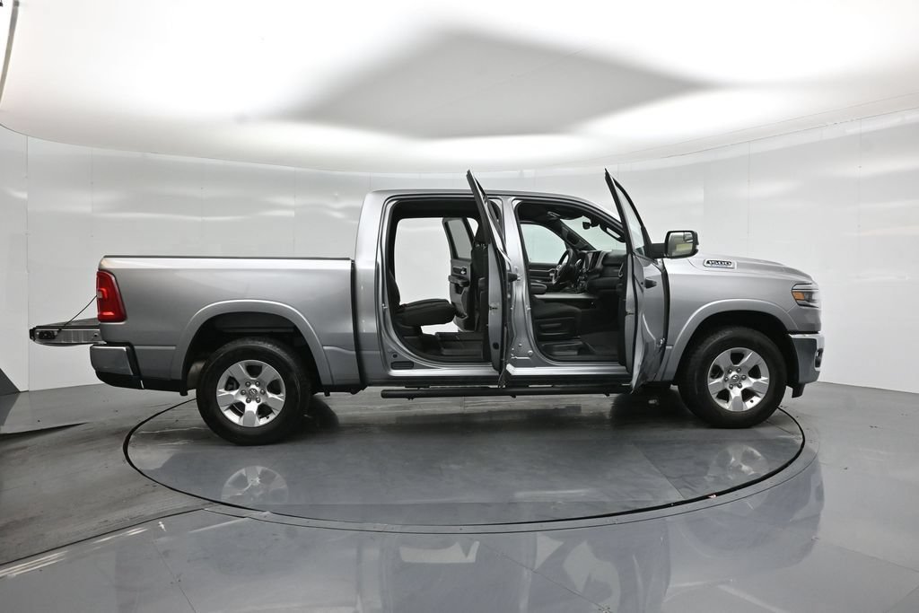 Used 2025 RAM 1500 Big Horn RWD image 5