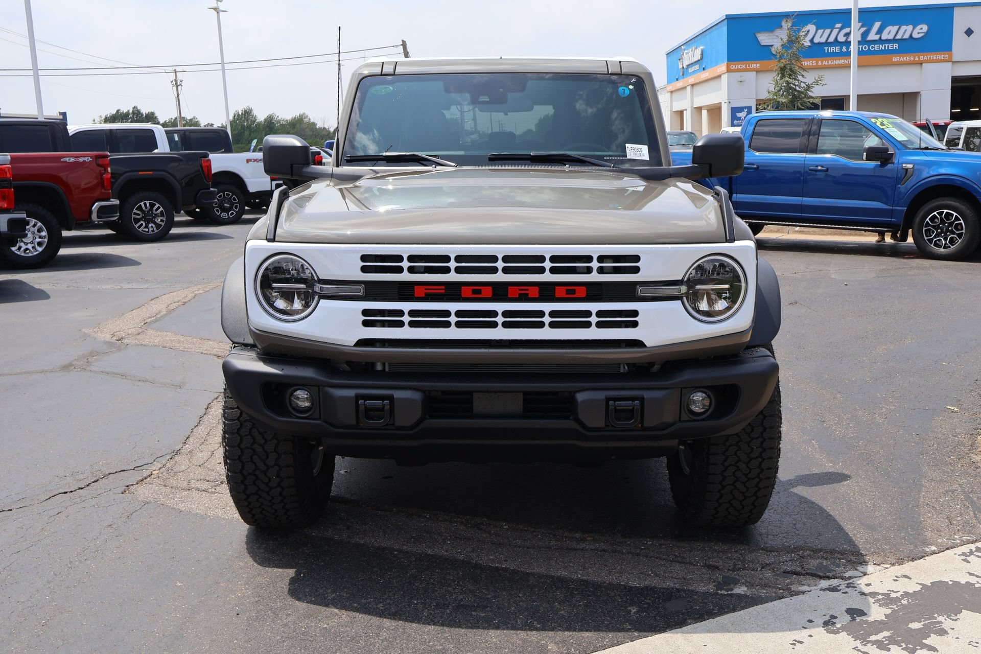 New 2026 Ford Bronco Heritage Edition AWD/4WD image 12