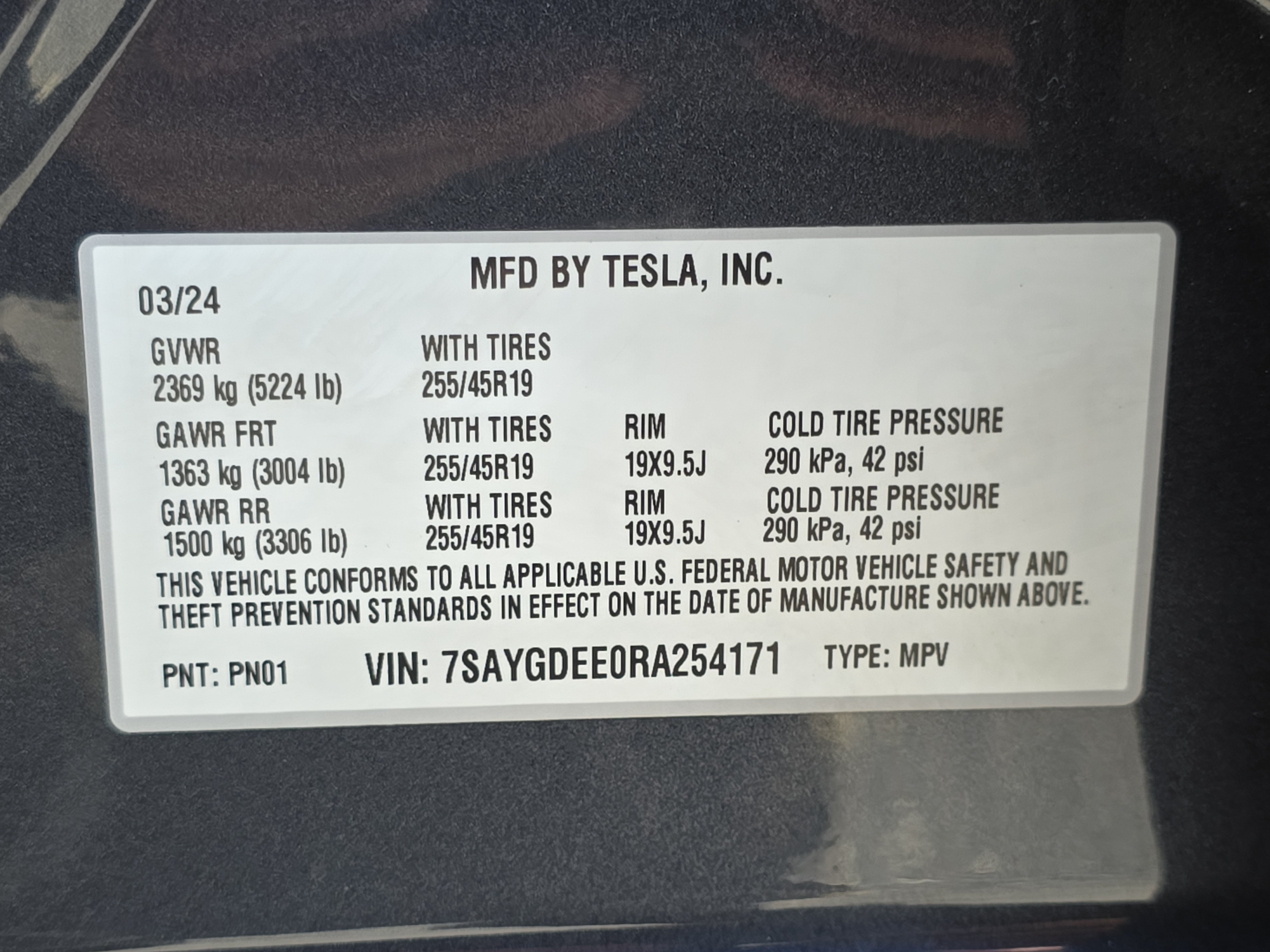 Used 2024 Tesla Model Y Long Range AWD/4WD image 36