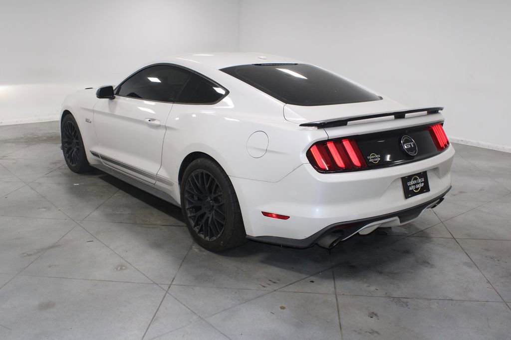 Used 2017 Ford Mustang GT Premium w/ Equipment Group 401A image 7