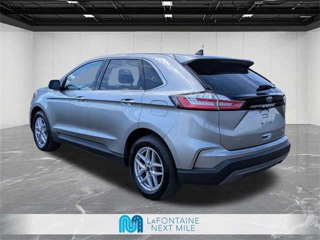 Used 2024 Ford Edge SEL image 3