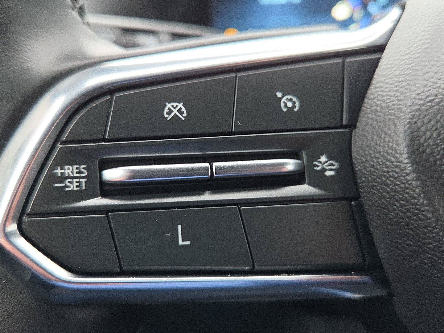 Used 2025 Chevrolet Equinox LT w/ Safety and Technology Package FWD image 7