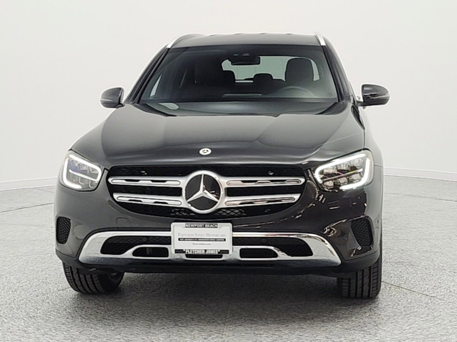 Used 2022 Mercedes-Benz GLC 300 image 2