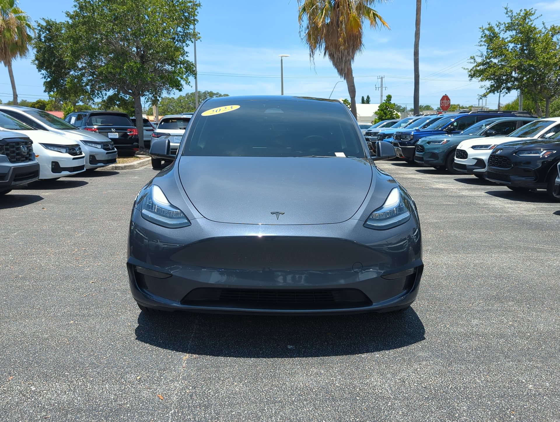 Used 2023 Tesla Model Y Long Range AWD/4WD image 4