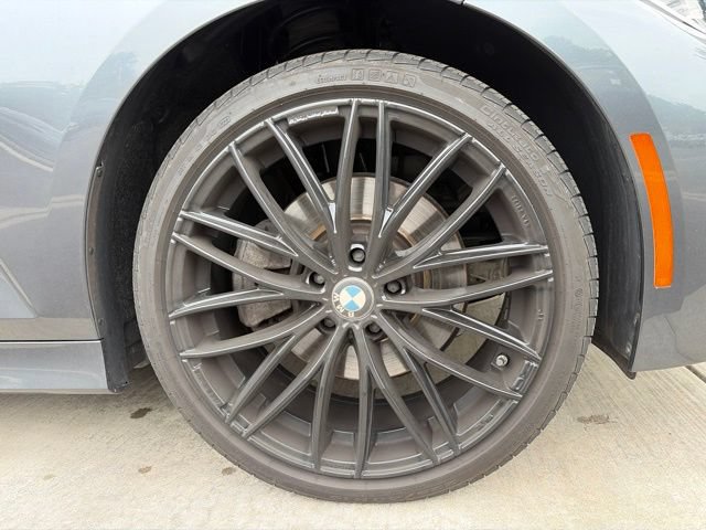 Used 2021 BMW 330i xDrive Sedan w/ Convenience Package AWD/4WD image 5