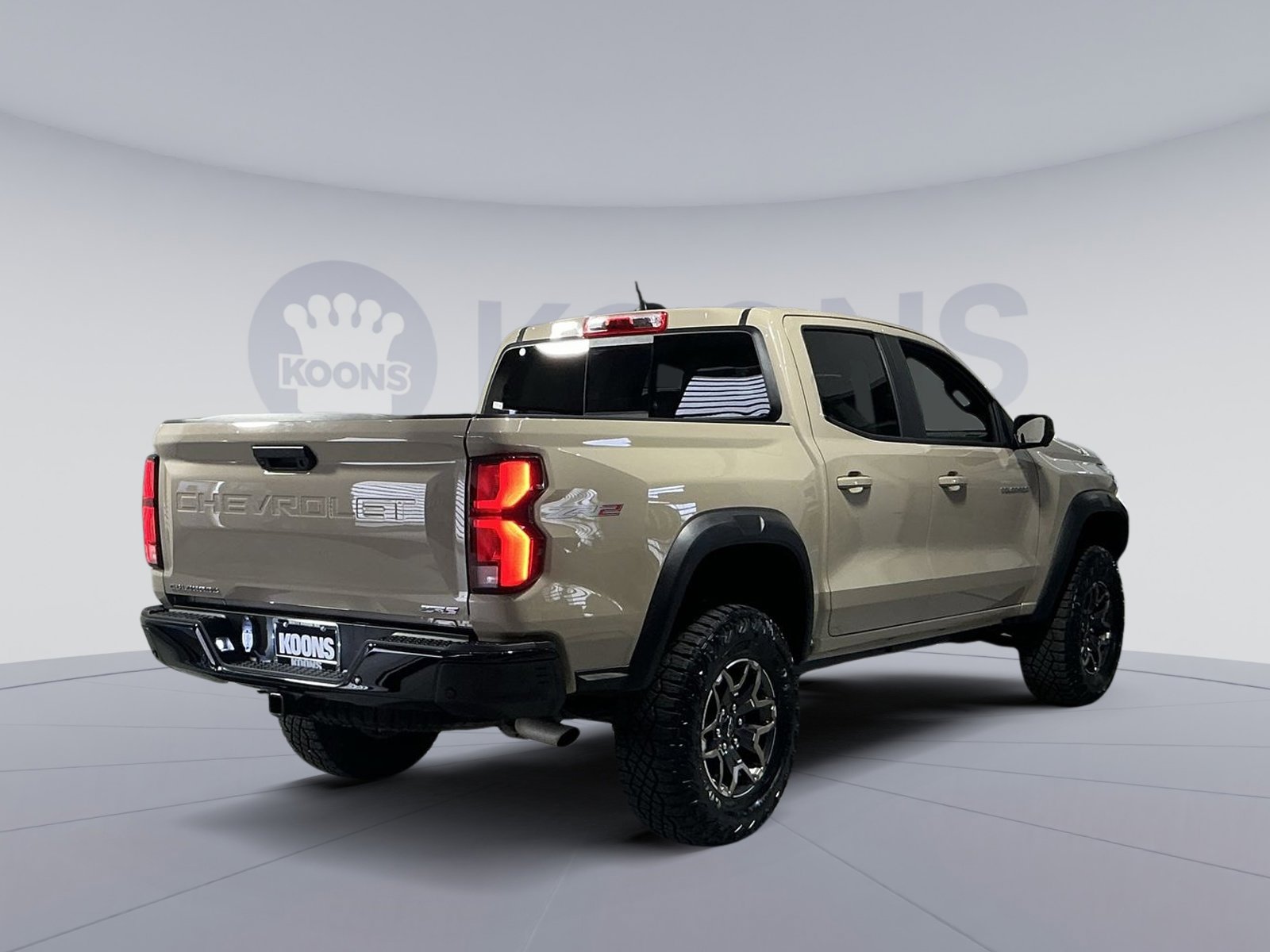 Used 2024 Chevrolet Colorado ZR2 w/ Technology Package image 16