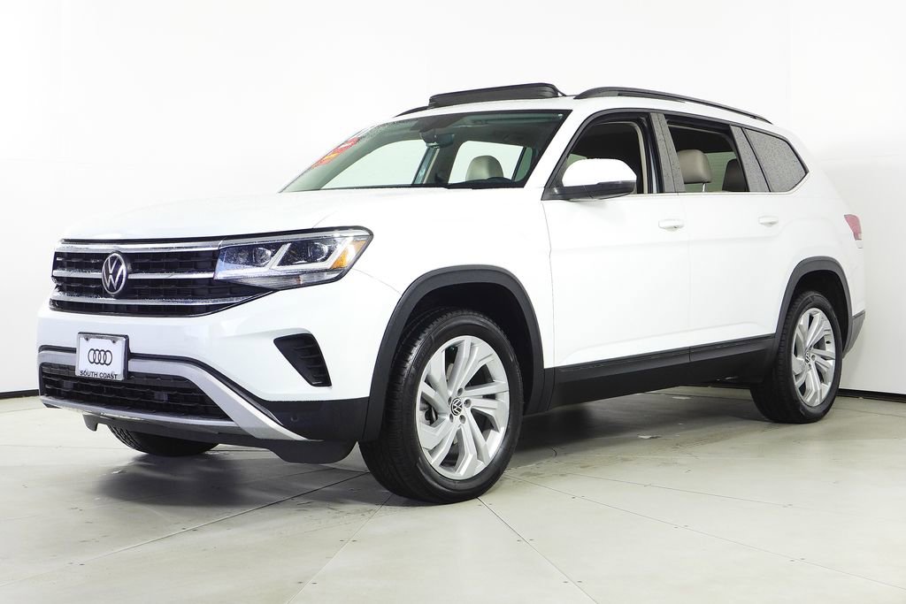 Used 2021 Volkswagen Atlas SE w/ Panoramic Sunroof Package image 2