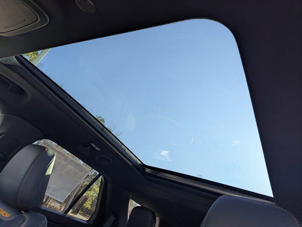 New 2026 Ford Explorer Tremor image 24