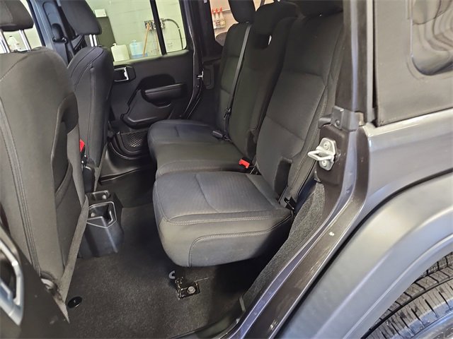 Used 2021 Jeep Wrangler Unlimited Sport image 14