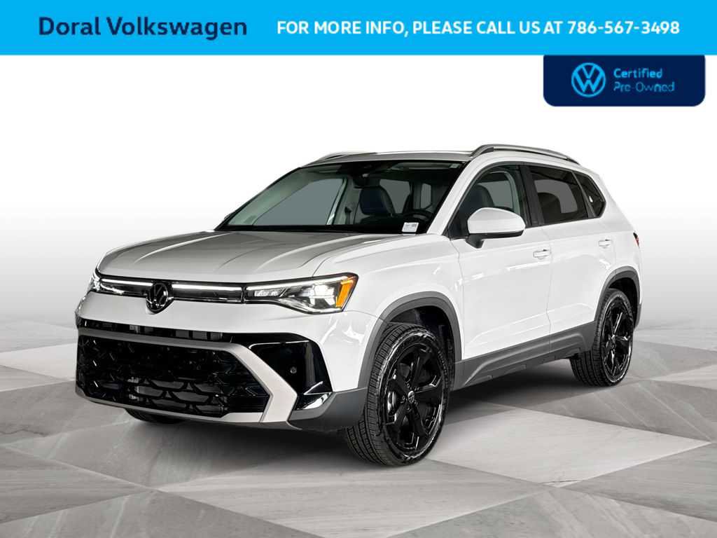 Used 2025 Volkswagen Taos SEL AWD/4WD image 4