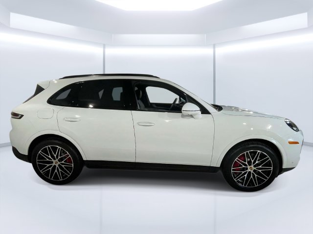 New 2026 Porsche Cayenne S AWD/4WD image 8