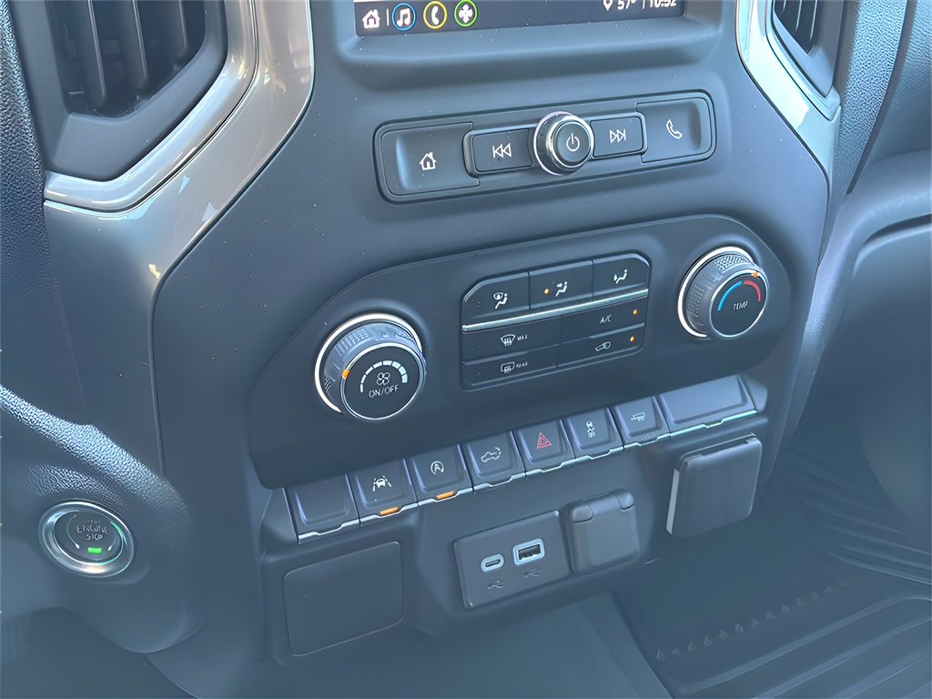 Used 2024 Chevrolet Silverado 1500 Custom image 27