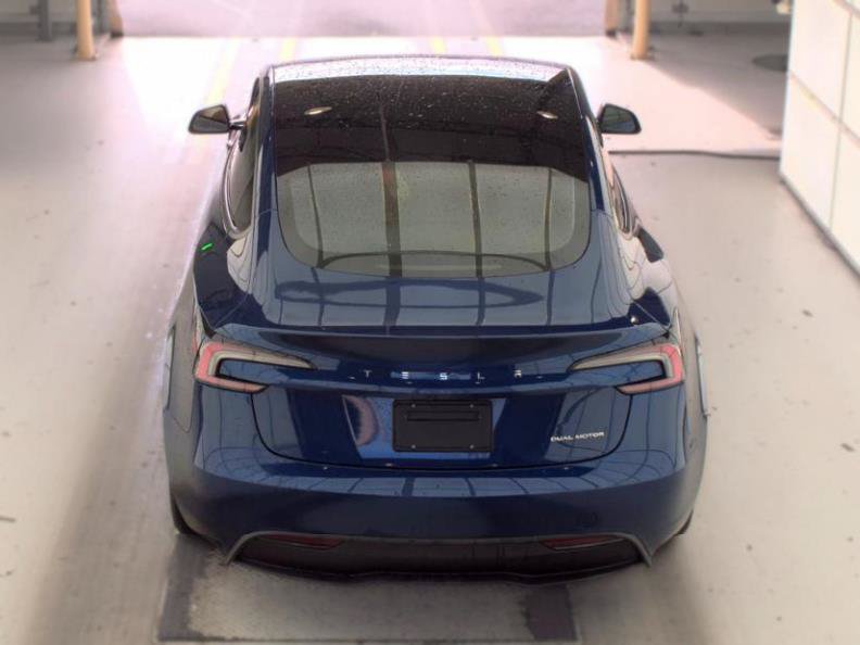 Used 2024 Tesla Model 3 Long Range AWD/4WD image 3