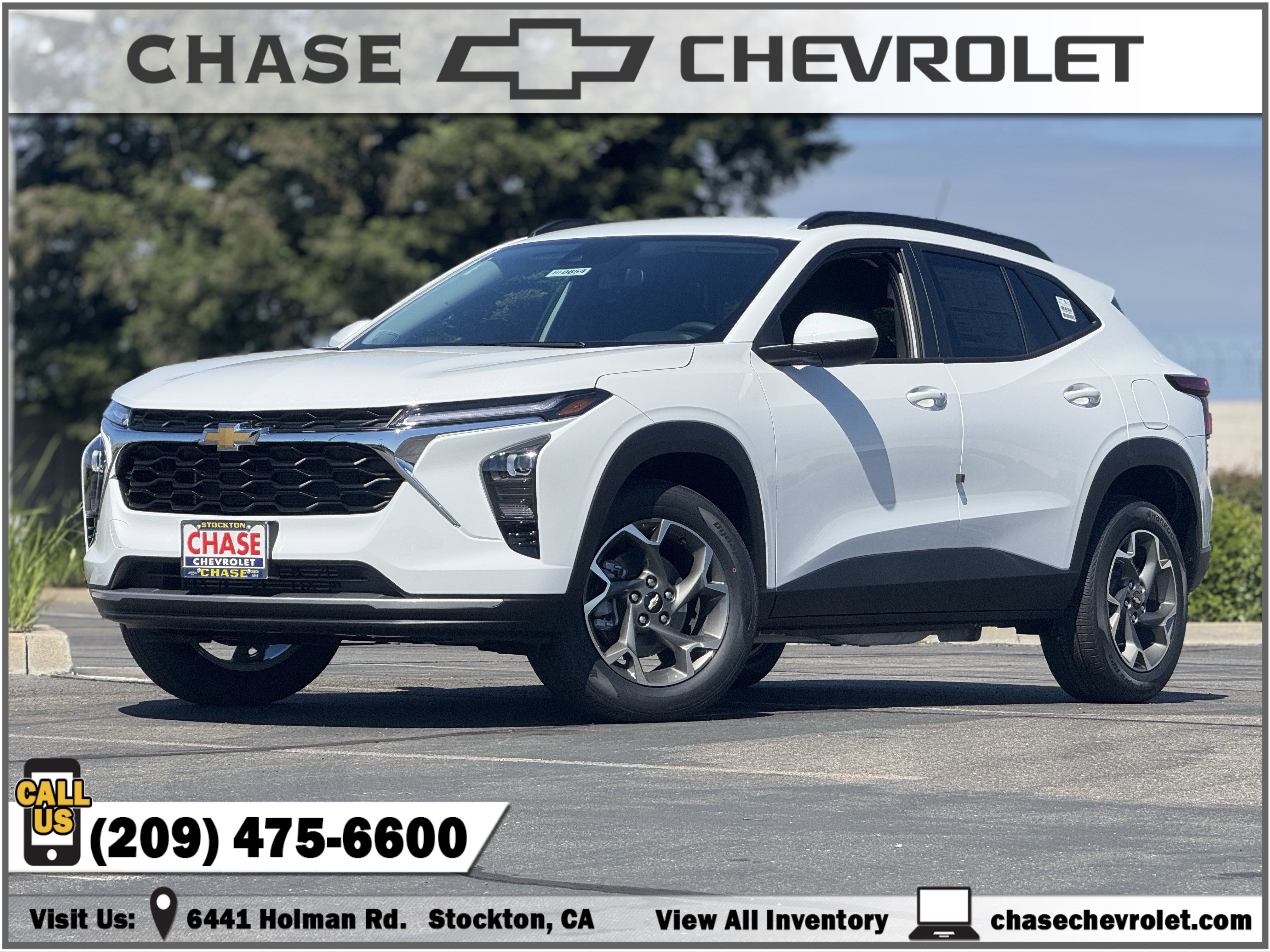 New 2026 Chevrolet Trax LT FWD image 1