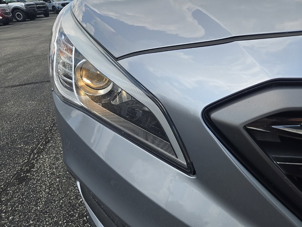 Used 2017 Hyundai Sonata Limited w/ Cargo Package FWD image 20