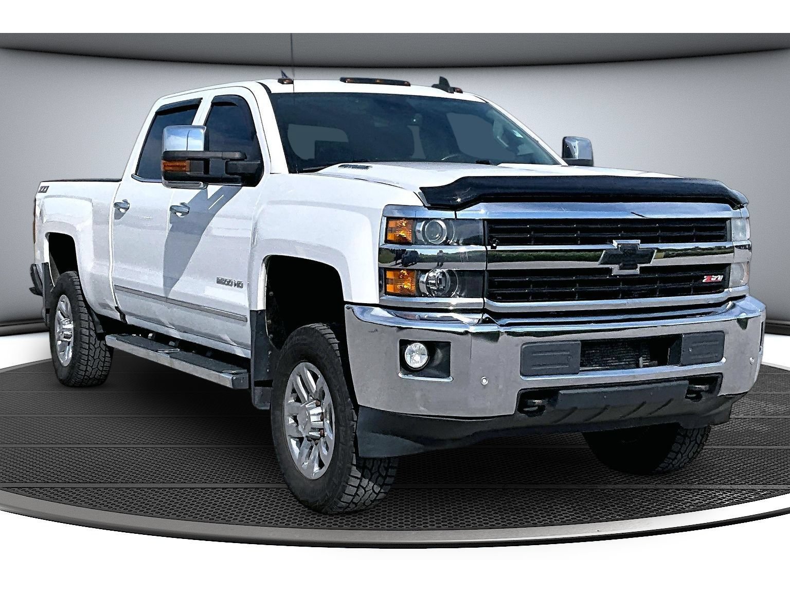 Used 2016 Chevrolet Silverado 2500 LTZ w/ Driver Alert Package AWD/4WD image 14