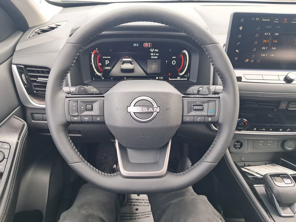 New 2026 Nissan Rogue Platinum image 14