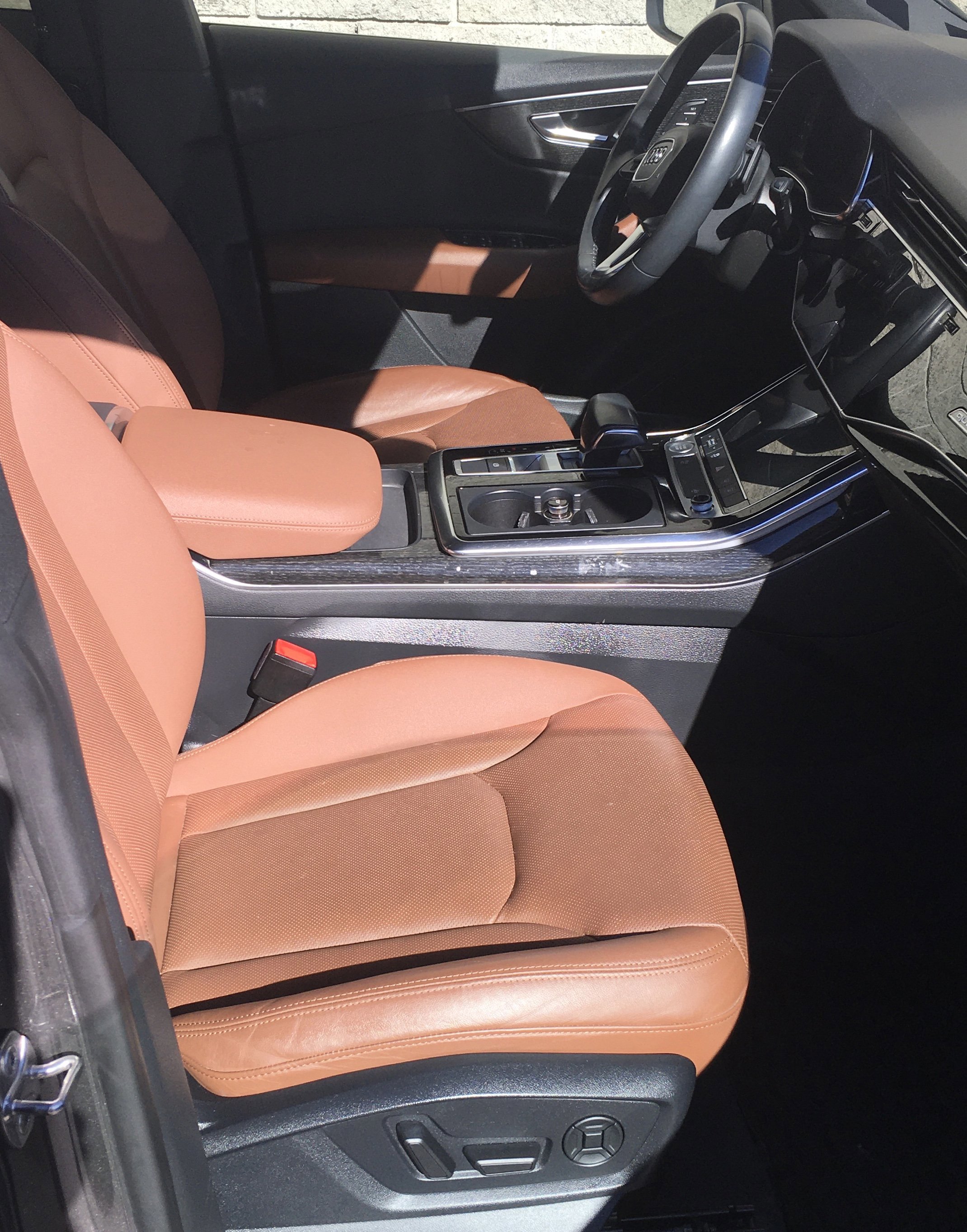 Used 2019 Audi Q8 Premium Plus image 6