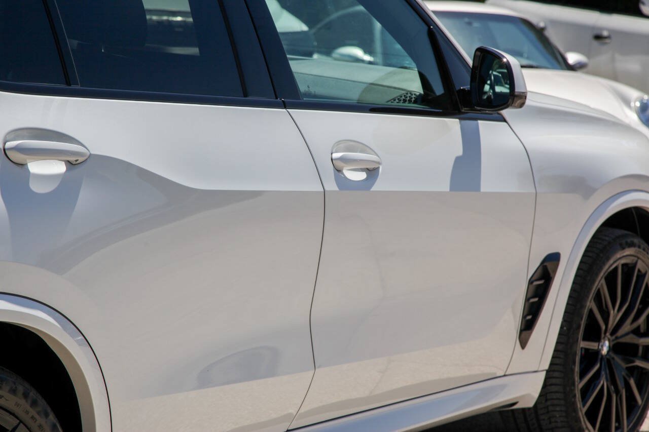 Used 2024 BMW X5 sDrive40i w/ M Sport Package RWD image 19