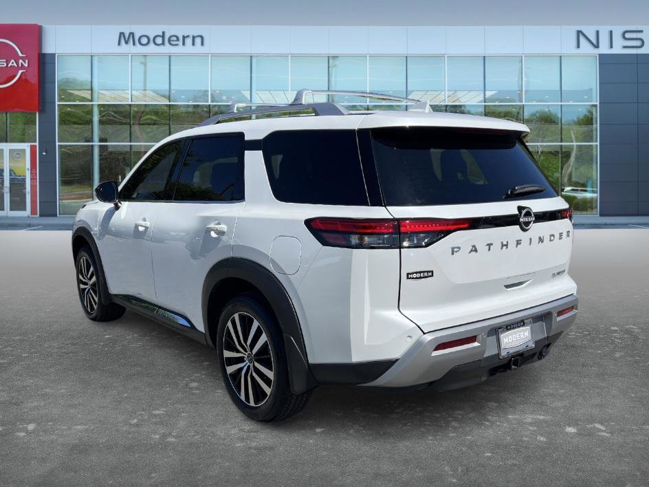 Certified 2025 Nissan Pathfinder Platinum w/ Cargo Package image 8