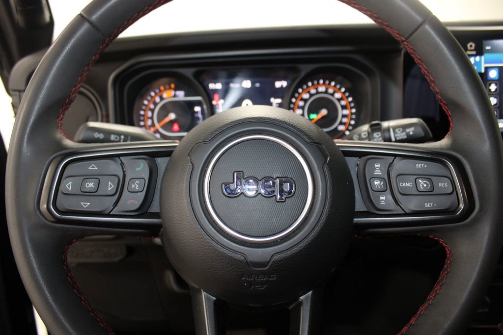 Used 2024 Jeep Wrangler Unlimited Rubicon image 40
