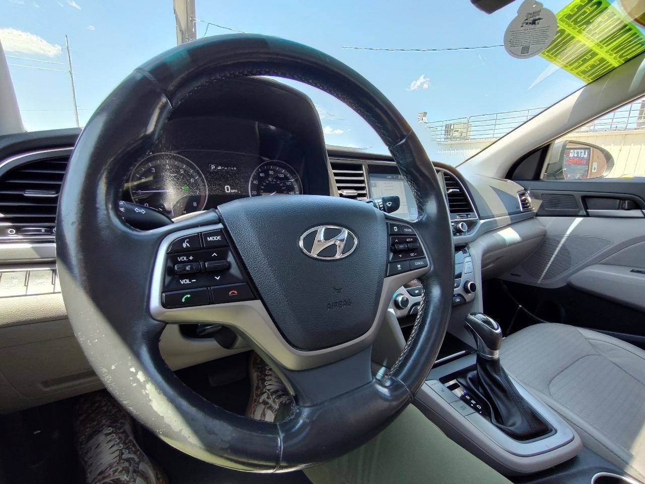 Used 2018 Hyundai Elantra Limited w/ Limited Ultimate Package 02 FWD image 18