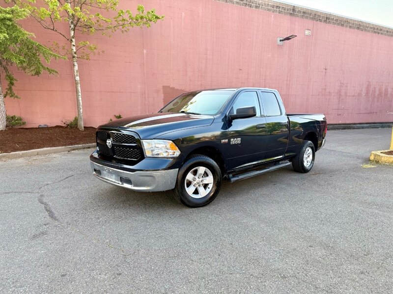 Used 2018 RAM 1500 ST AWD/4WD image 1