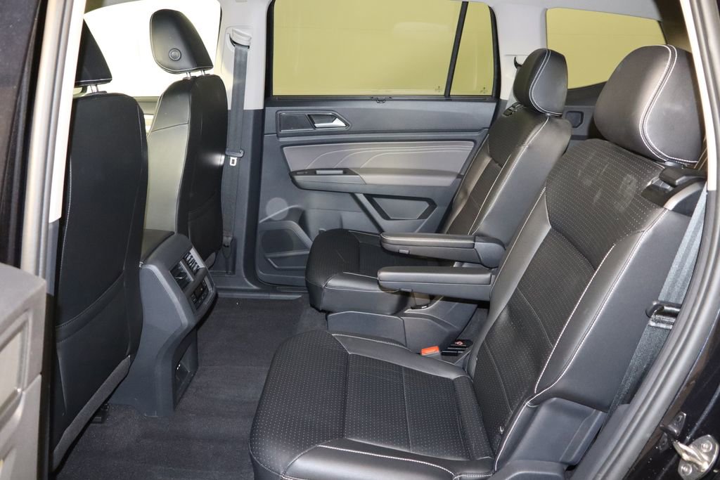 Used 2022 Volkswagen Atlas SEL image 16