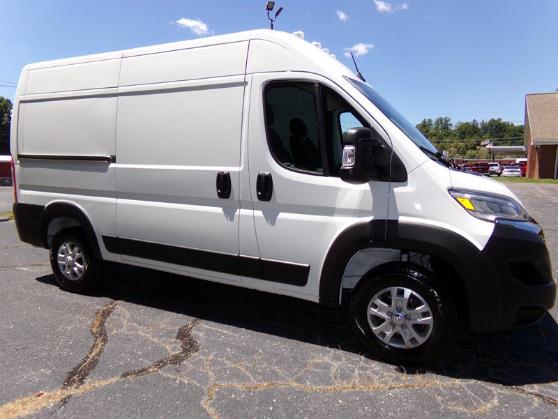 Used 2024 RAM ProMaster 3500 w/ Quick Order Package 22G SLT FWD image 5