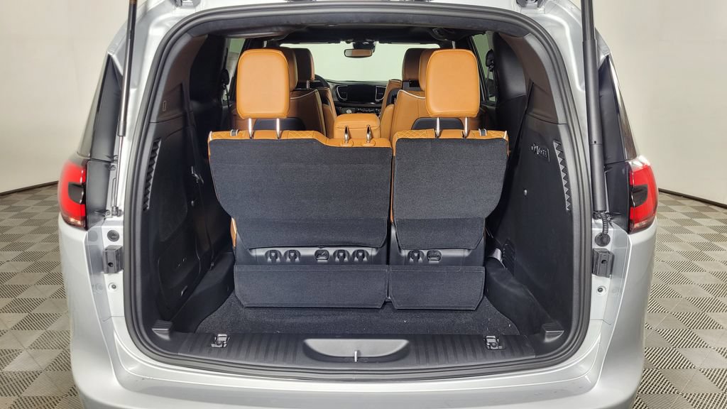 New 2026 Chrysler Pacifica Pinnacle AWD/4WD image 9