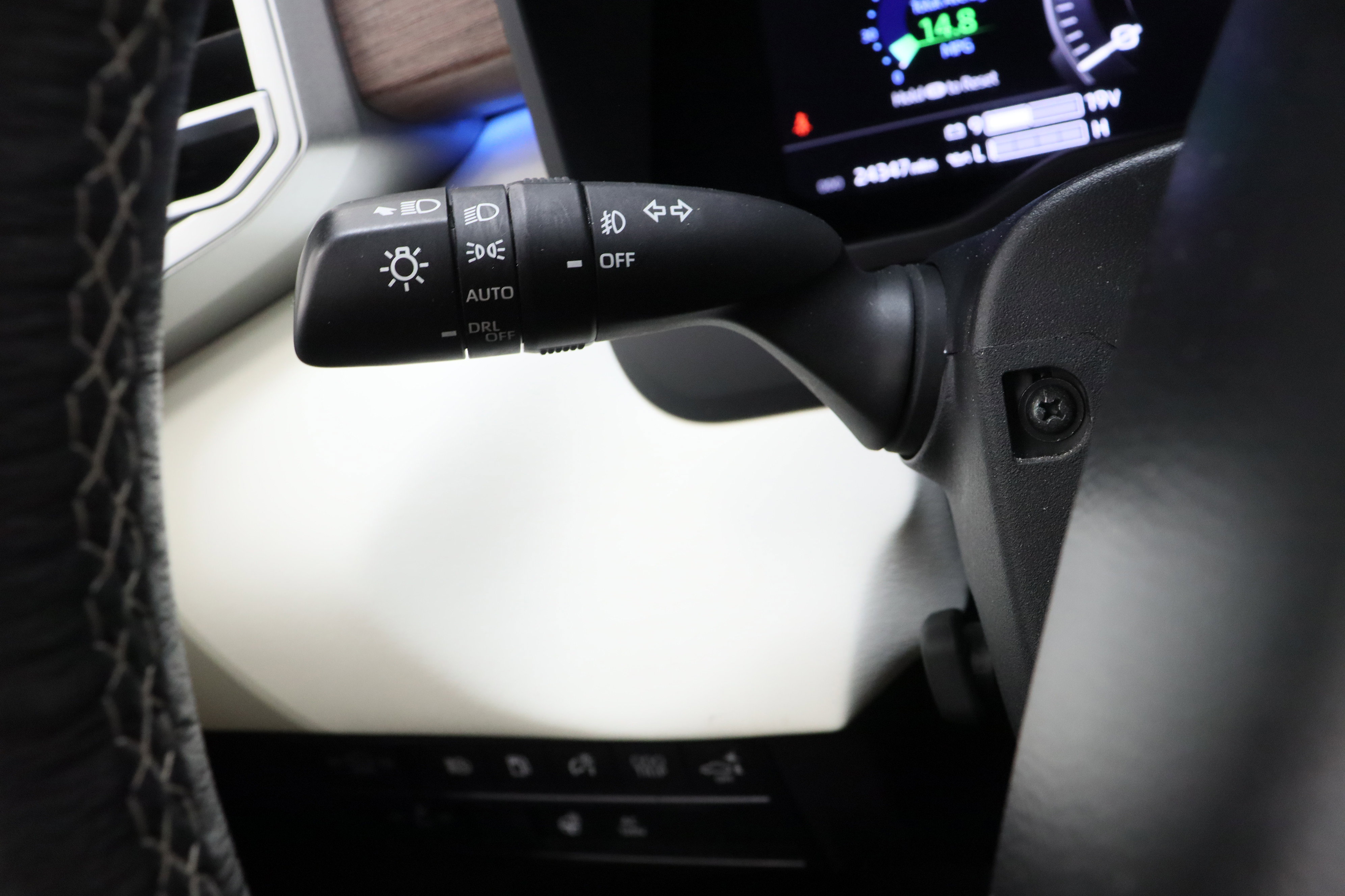 Used 2023 Toyota Sequoia Capstone image 28