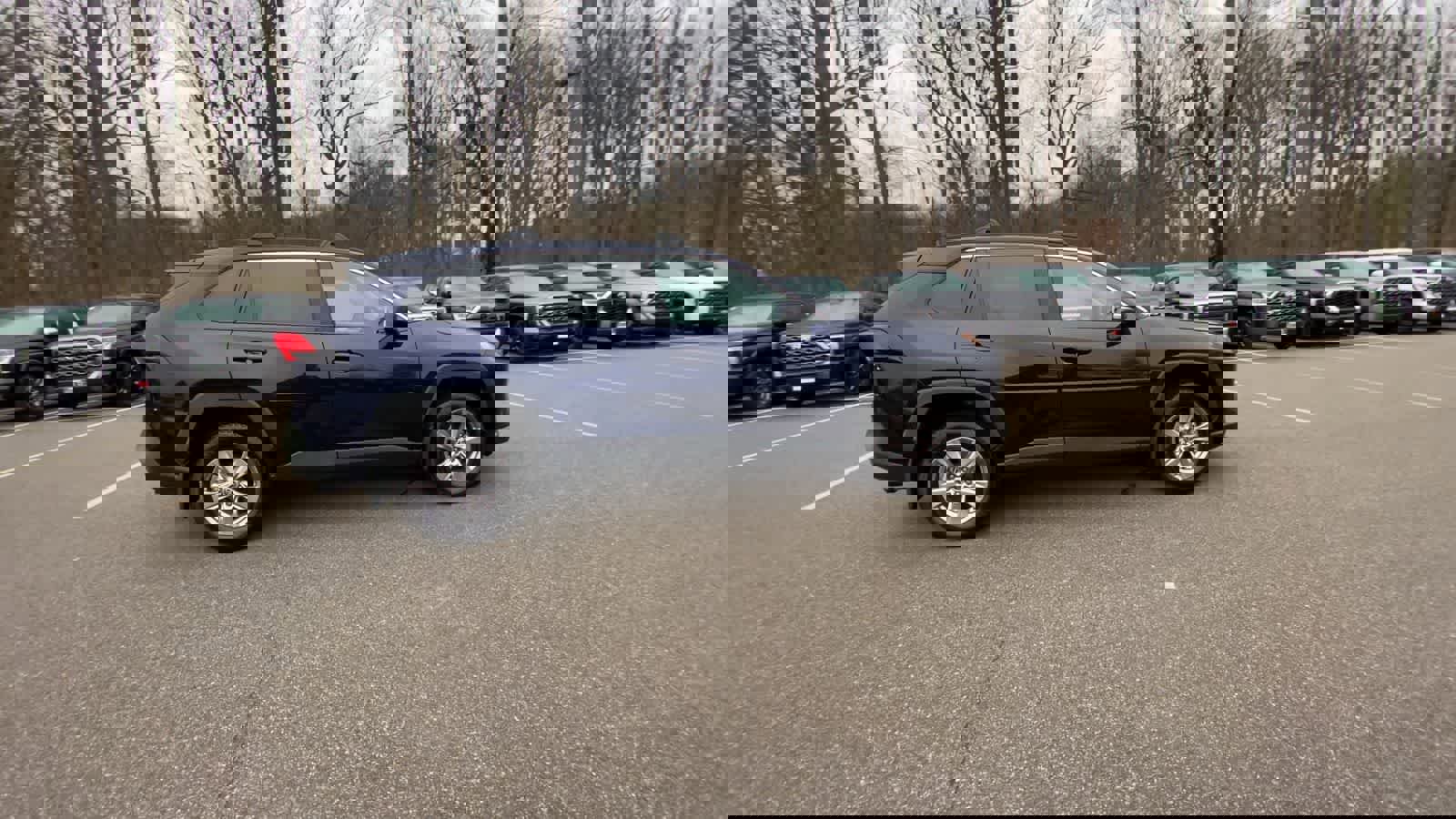 Used 2023 Toyota RAV4 XLE w/ Convenience Package image 12