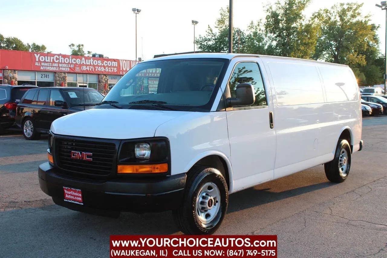Used 2016 GMC Savana 3500 Extended RWD image 2