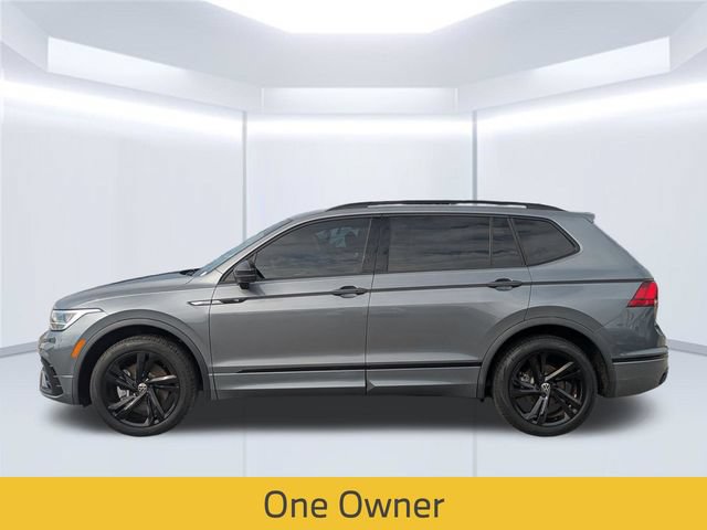 Used 2023 Volkswagen Tiguan SE R-Line FWD image 2