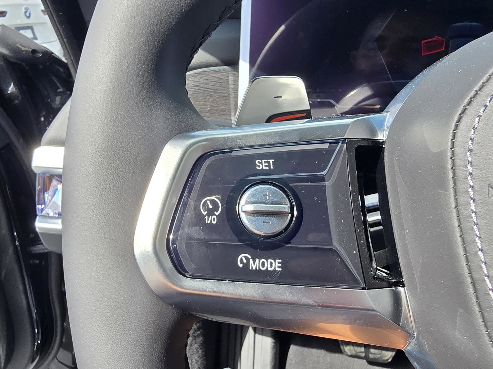 New 2026 BMW 750e xDrive image 21