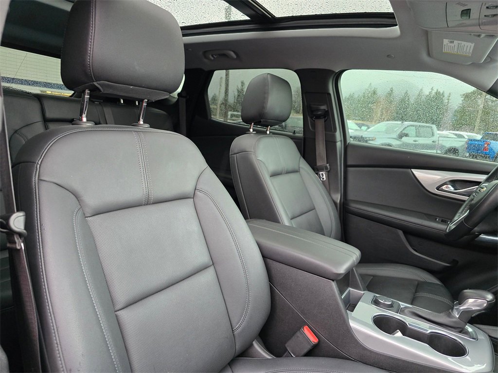 Used 2021 Chevrolet Blazer LT w/ Midnight/Sport Edition image 12