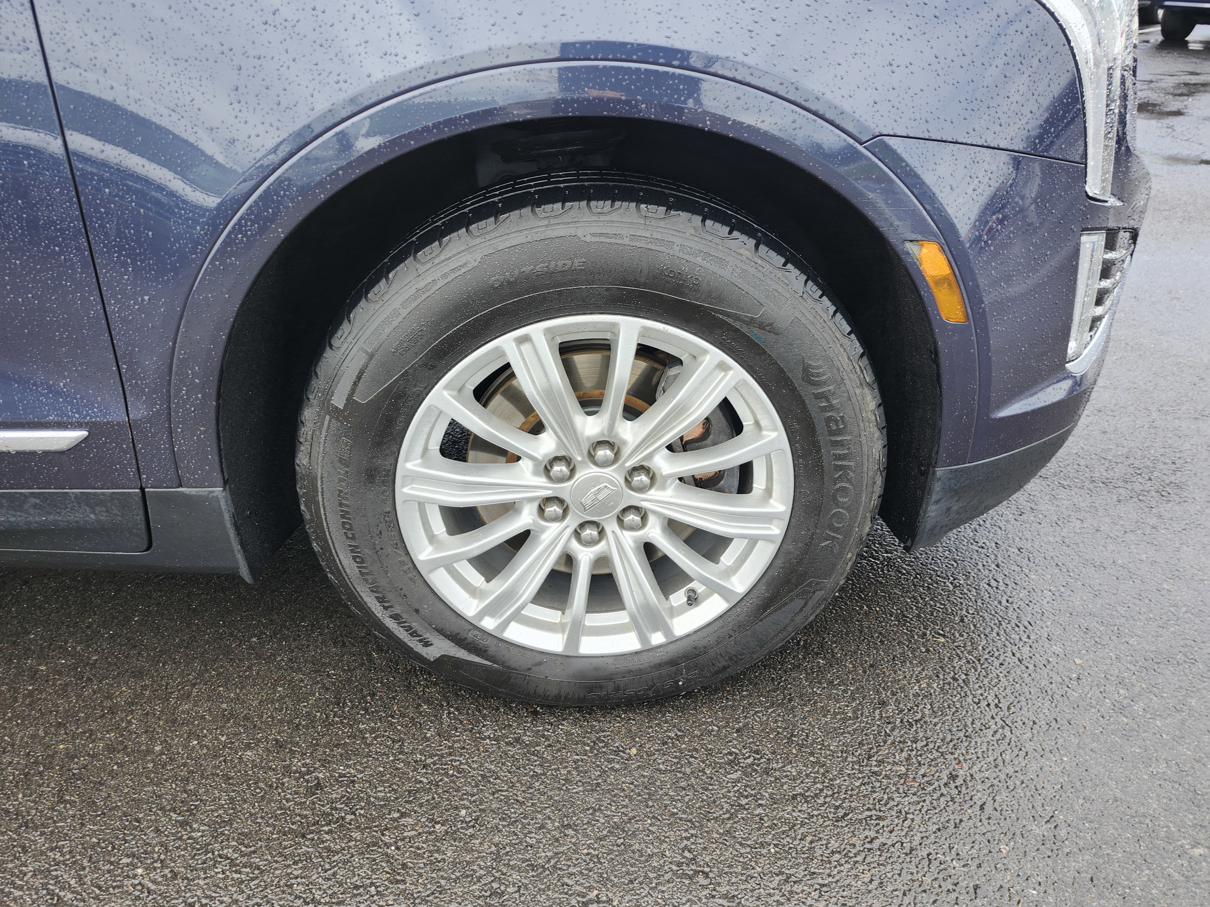 Used 2018 Cadillac XT5 AWD image 11