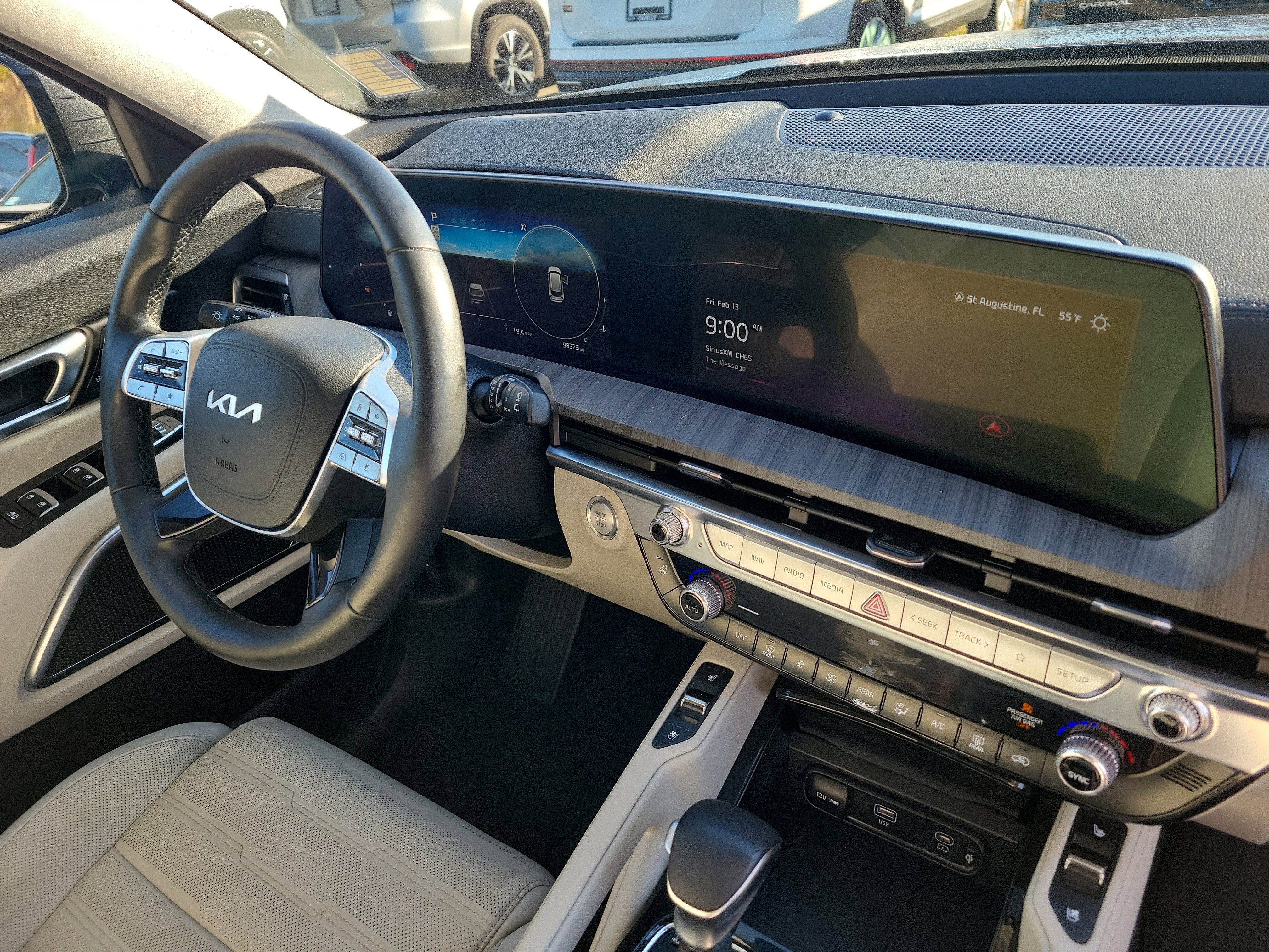 Used 2024 Kia Telluride SX Prestige image 8