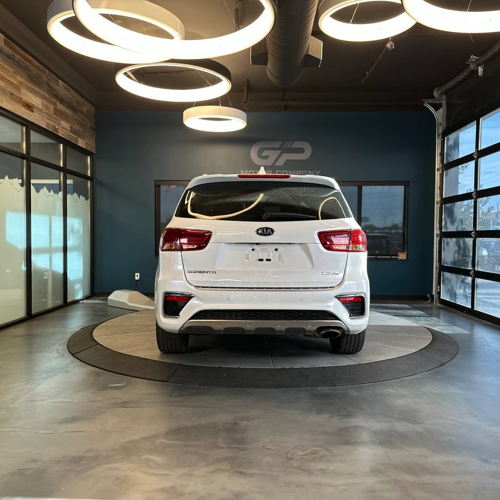 Used 2019 Kia Sorento SX w/ SX Touring Package AWD/4WD image 4