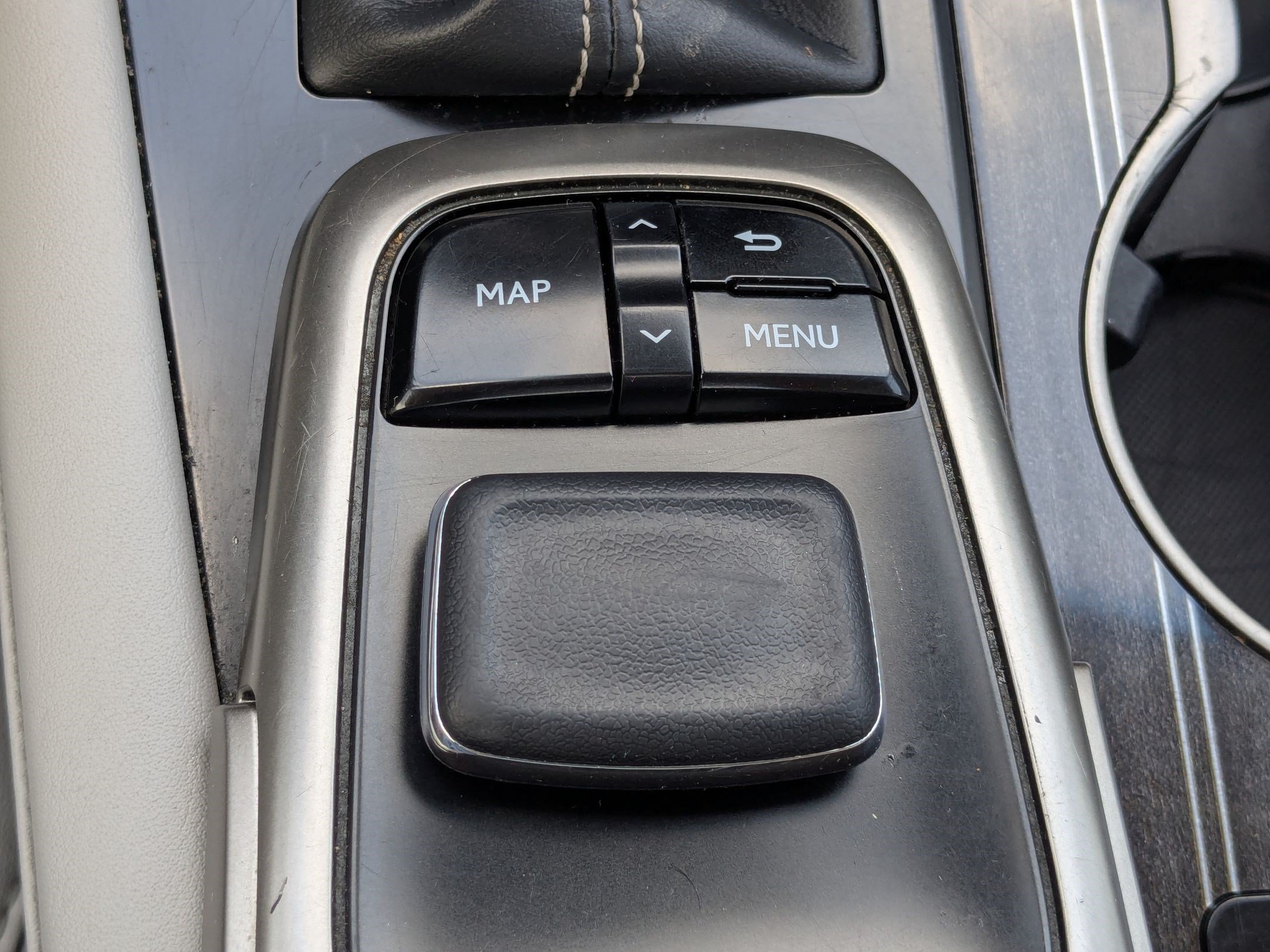 Used 2019 Lexus RX 450hL Luxury w/ Accessory Package AWD/4WD image 31