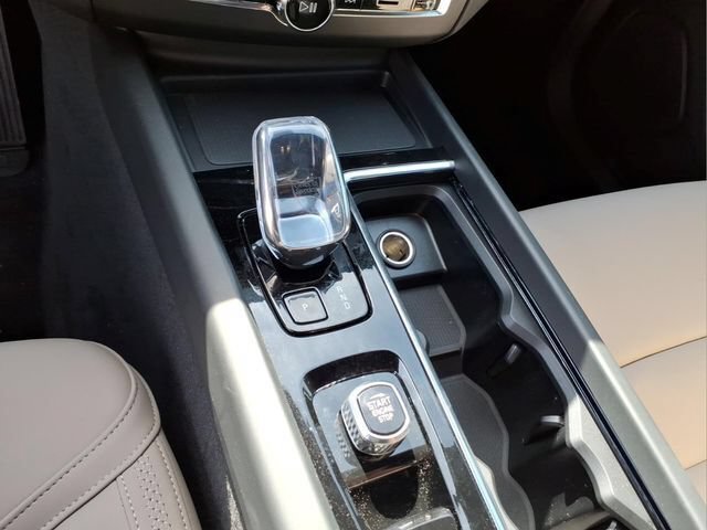 New 2026 Volvo XC60 B5 Plus w/ Climate Package AWD/4WD image 23