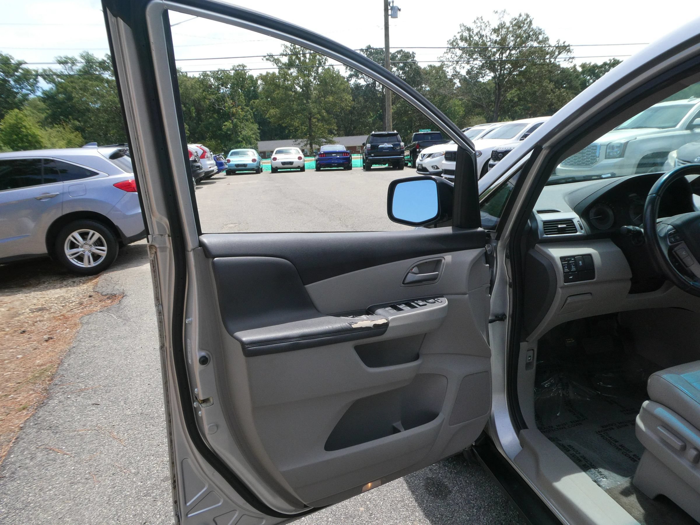 Used 2011 Honda Odyssey EX-L image 13