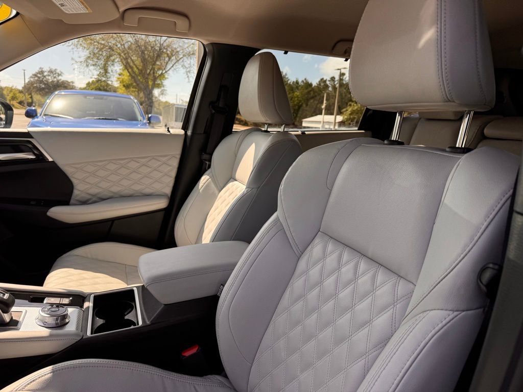 Used 2024 Mitsubishi Outlander SEL image 33