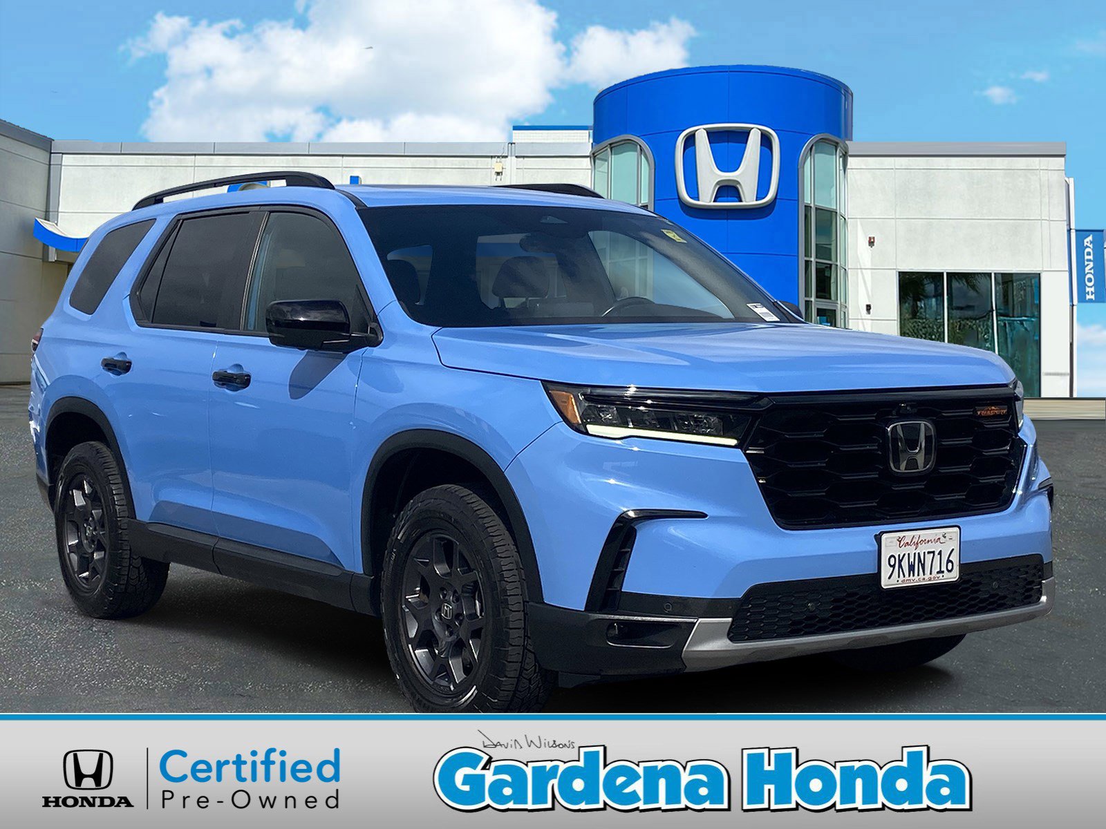 Used 2024 Honda Pilot TrailSport image 1