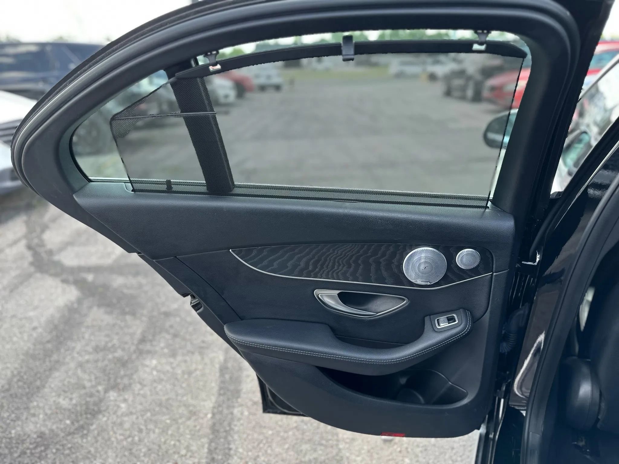 Used 2018 Mercedes-Benz C 350e Sedan w/ Premium Package image 21