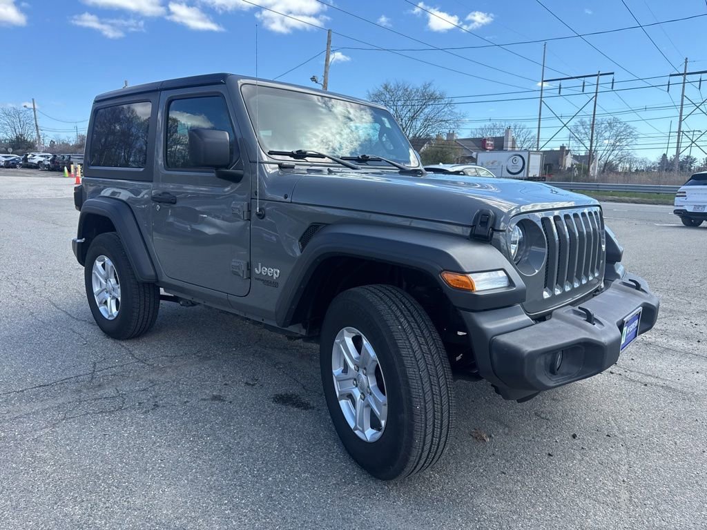 Used 2018 Jeep Wrangler Sport AWD/4WD image 3