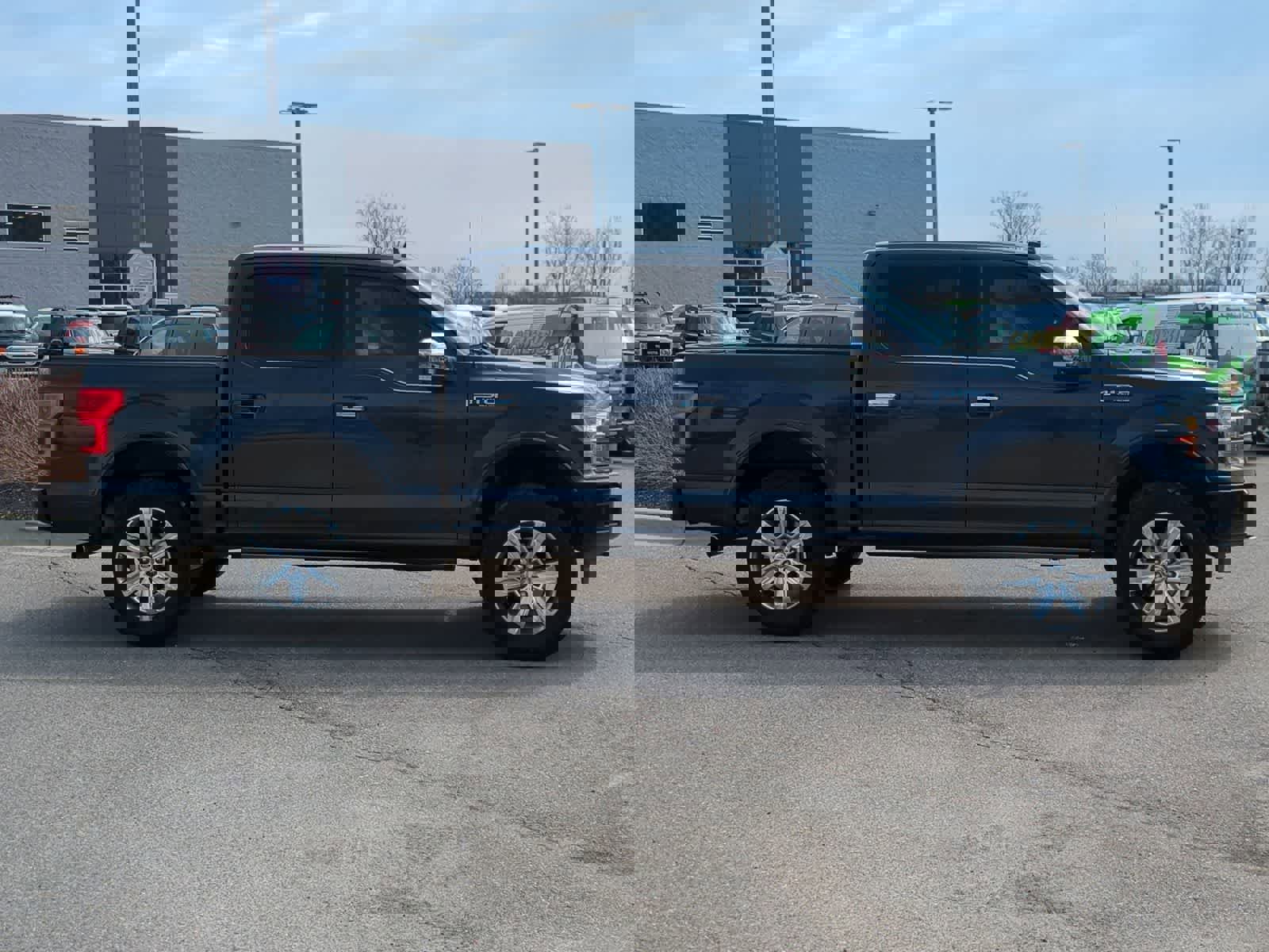 Used 2018 Ford F150 Platinum w/ Technology Package image 9