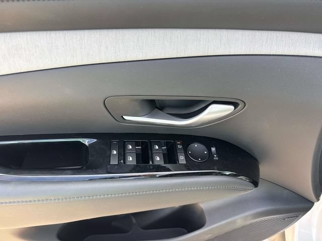 Certified 2026 Hyundai Santa Cruz Limited AWD/4WD image 25