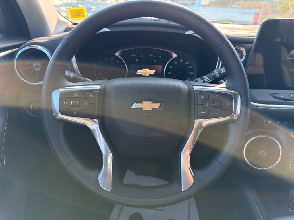 New 2026 Chevrolet Blazer LT w/ Convenience Package AWD/4WD image 12