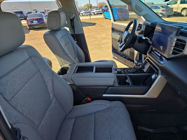 Used 2024 Toyota Tundra Limited w/ Power Package image 10